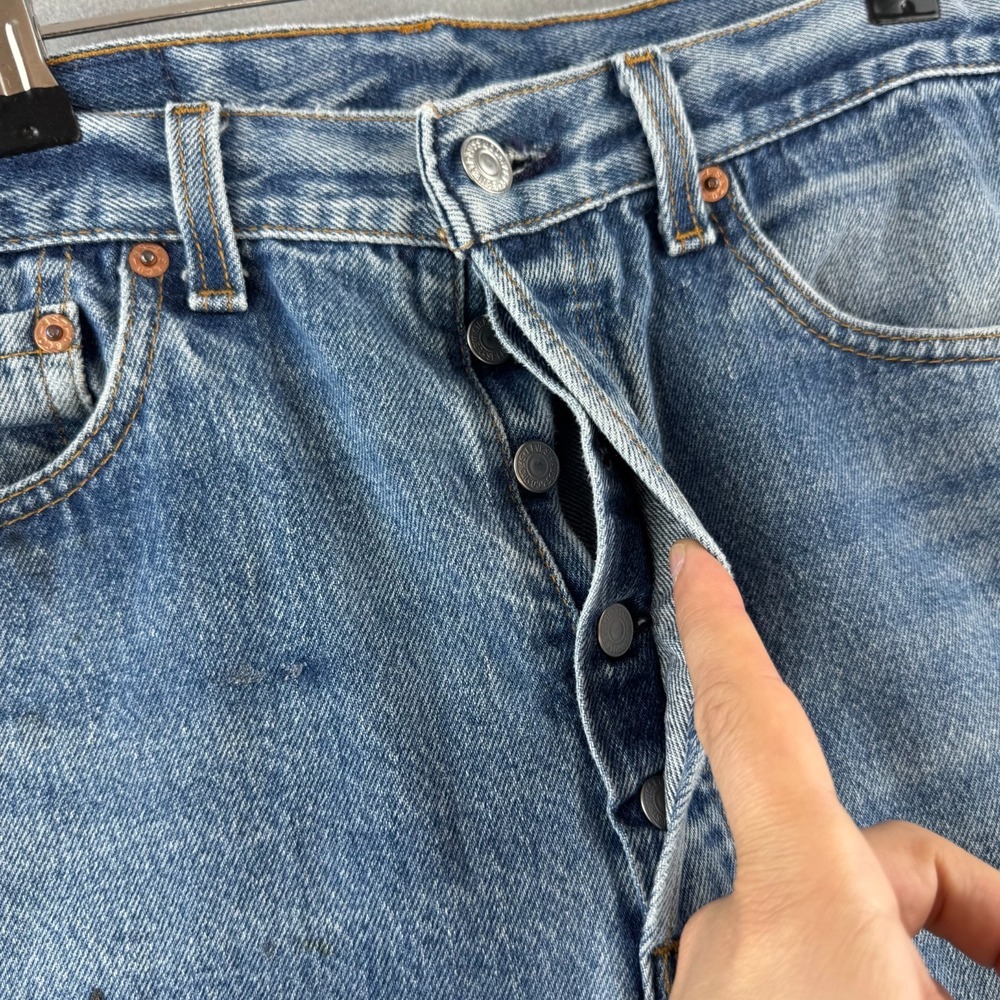 Vintage Levis Jeans Mens 34 (Fits 30x24) 501 XX Cropped Made in USA - Picture 4 of 16